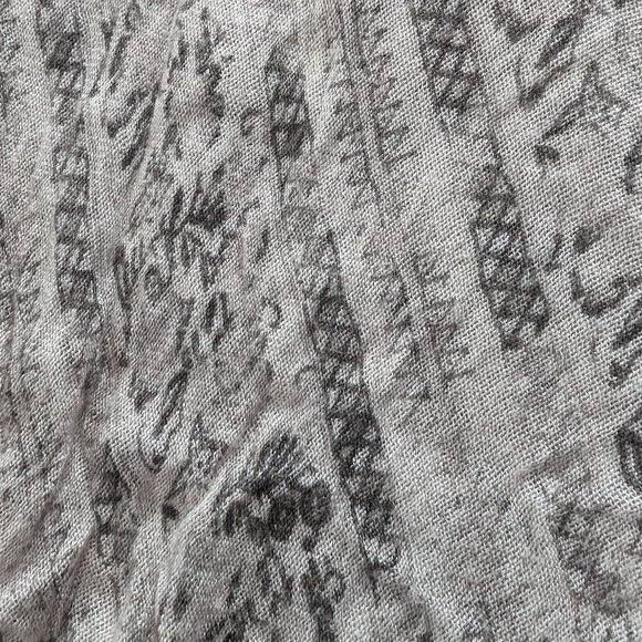Gentle Fawn Floral Wrap / Shawl - EUC - Picture 3 of 5